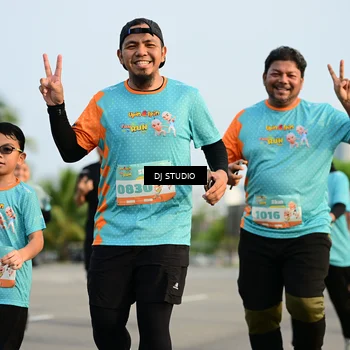 Runner Photo 8348921