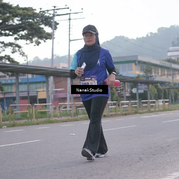 Runner Photo 8348934