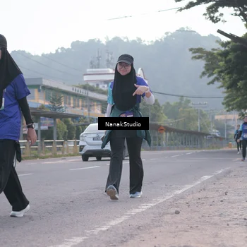 Runner Photo 8348953