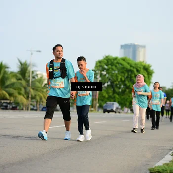 Runner Photo 8348963