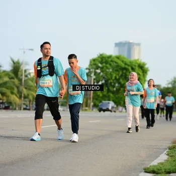 Runner Photo 8348967