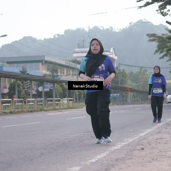 Runner Photo 8348979