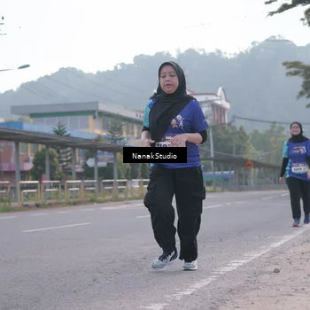 Runner Photo 8348985