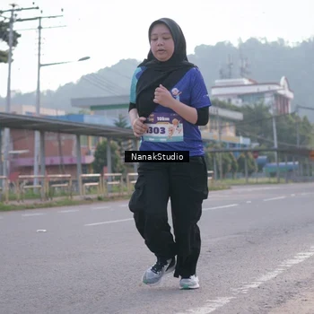 Runner Photo 8348994