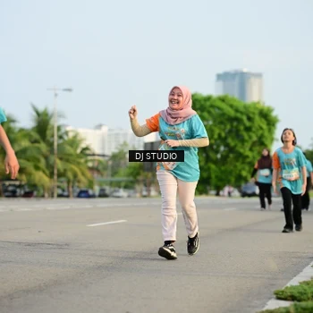Runner Photo 8348997