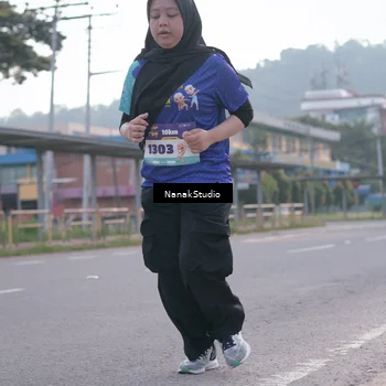 Runner Photo 8349001