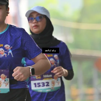 Runner Photo 8349024