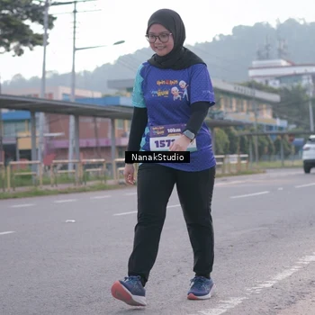 Runner Photo 8349029