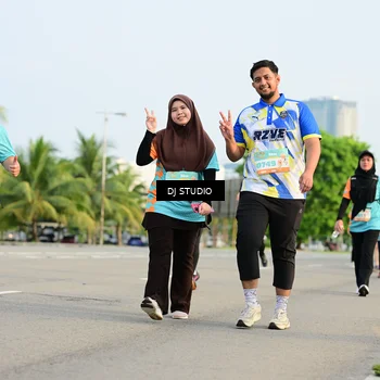 Runner Photo 8349040