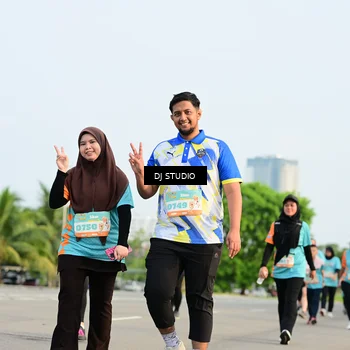 Runner Photo 8349054
