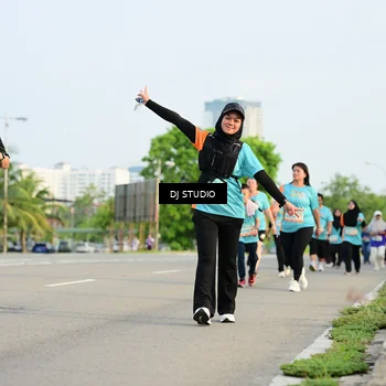 Runner Photo 8349061