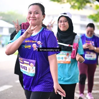 Runner Photo 8349076