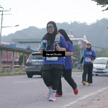 Runner Photo 8349136