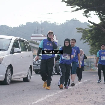 Runner Photo 8349148