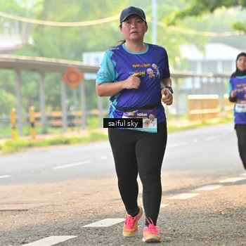 Runner Photo 8349151