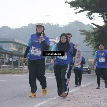Runner Photo 8349175