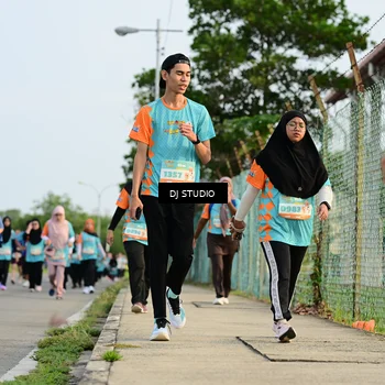 Runner Photo 8349177