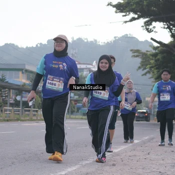 Runner Photo 8349179