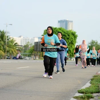 Runner Photo 8349192