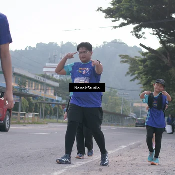 Runner Photo 8349195