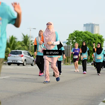 Runner Photo 8349215