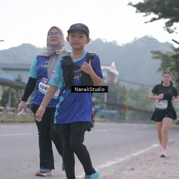 Runner Photo 8349230
