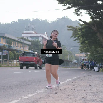 Runner Photo 8349233