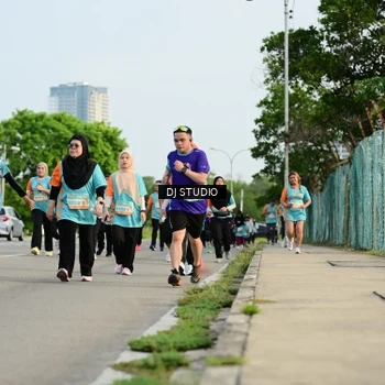 Runner Photo 8349244
