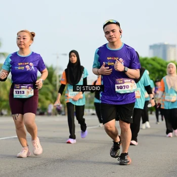 Runner Photo 8349248