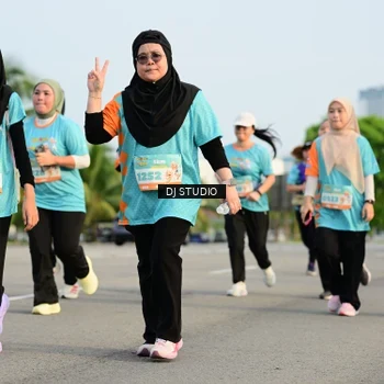 Runner Photo 8349274