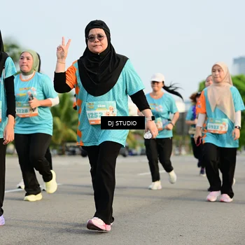 Runner Photo 8349276