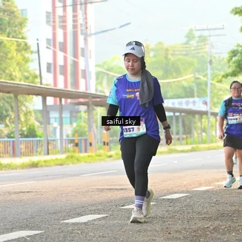 Runner Photo 8349287