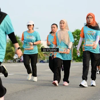 Runner Photo 8349292