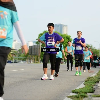 Runner Photo 8349327