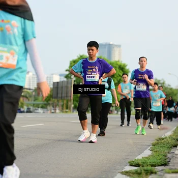Runner Photo 8349340