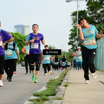 Runner Photo 8349342