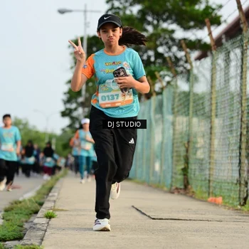 Runner Photo 8349353