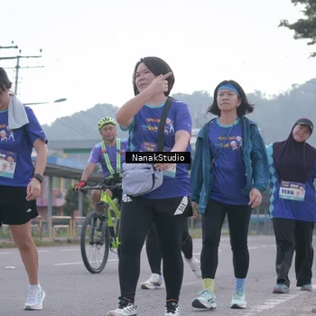 Runner Photo 8349358