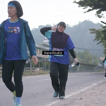 Runner Photo 8349361