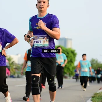 Runner Photo 8349363