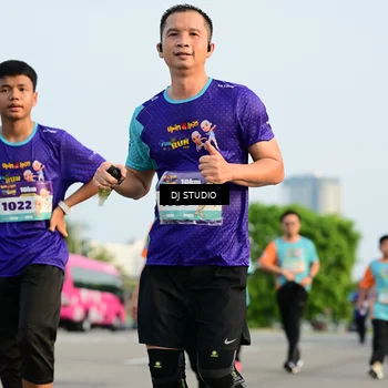 Runner Photo 8349370