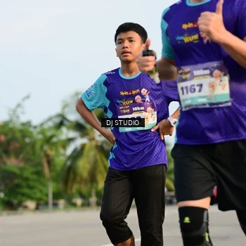 Runner Photo 8349382