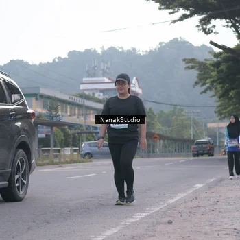 Runner Photo 8349383