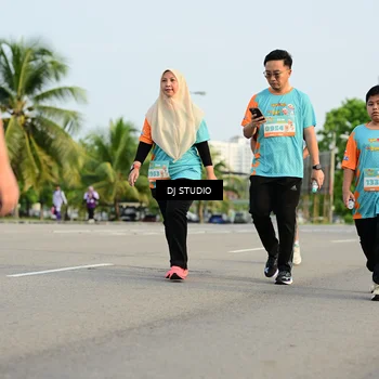 Runner Photo 8349391