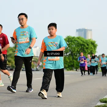 Runner Photo 8349413