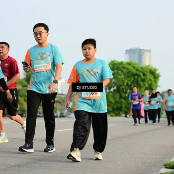 Runner Photo 8349416