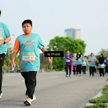 Runner Photo 8349425