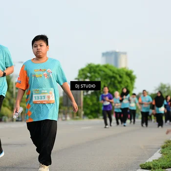 Runner Photo 8349428