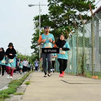 Runner Photo 8349436