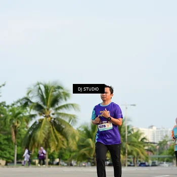 Runner Photo 8349453